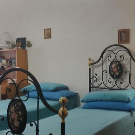 Amabile Guesthouse Milis 外观 照片